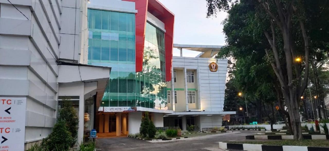 Utc Dago Hotel Bandung Ngoại thất bức ảnh