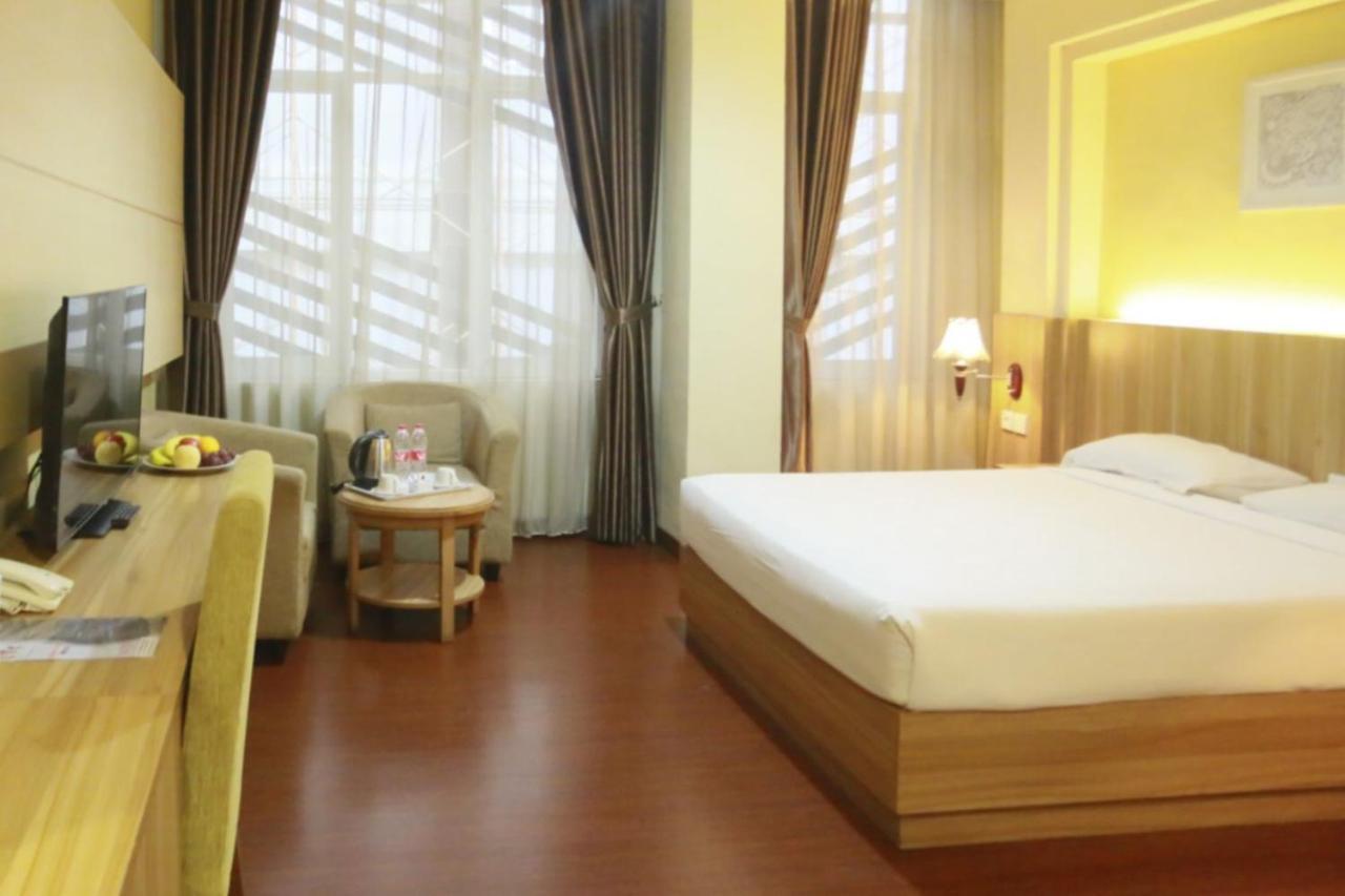 Utc Dago Hotel Bandung Ngoại thất bức ảnh