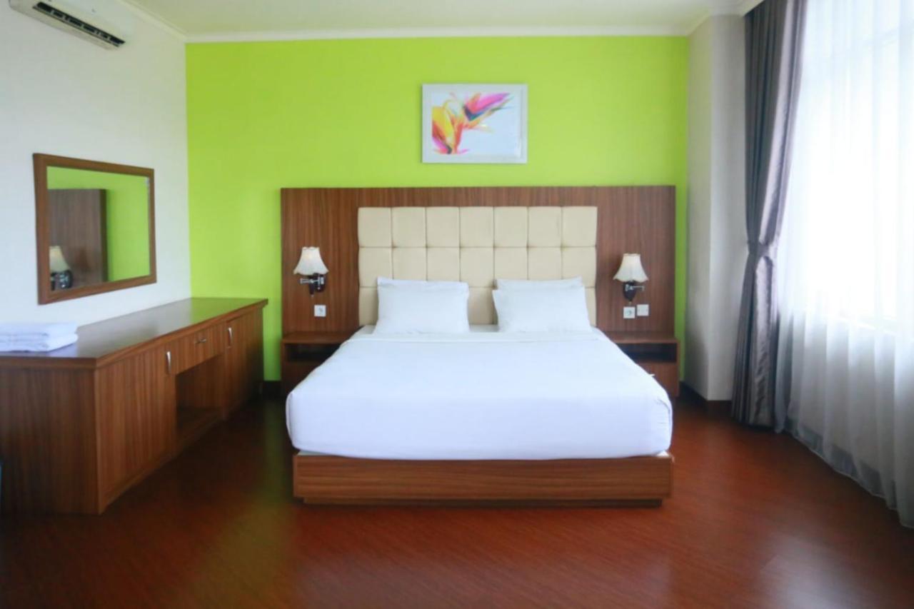 Utc Dago Hotel Bandung Ngoại thất bức ảnh